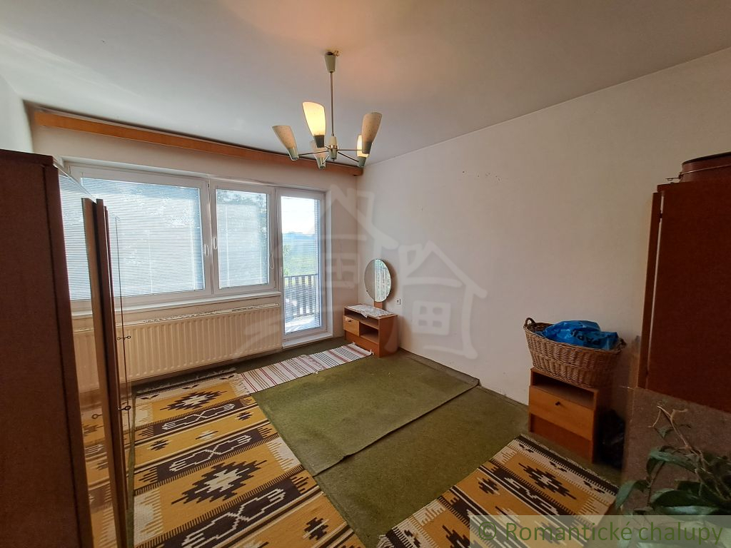 Rodinný 5-izbový dom v kľudnej časti obce Dvorníky - 17