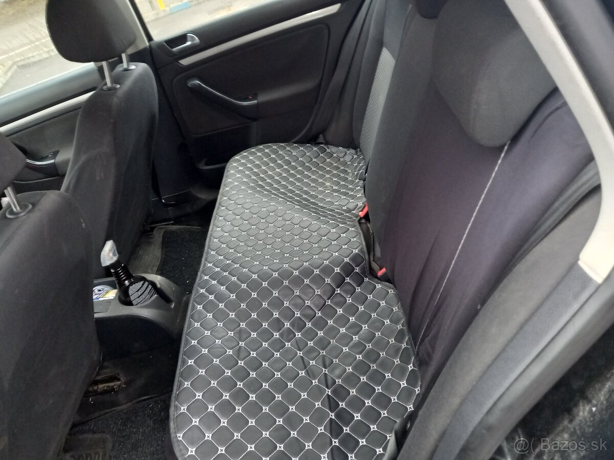 Volkswagen Golf VI 1.6TDI Bluemotion - 17