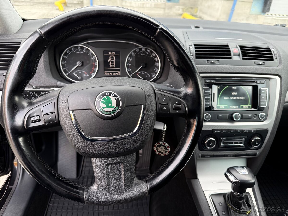 Škoda octavia COMBI 2.0TDi DSG Xenon - 17