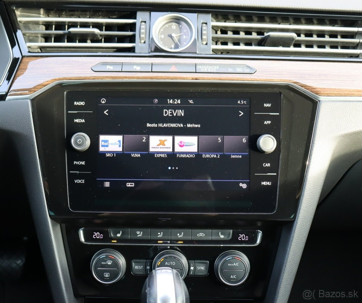 Volkswagen Passat Variant 2.0 TDI BMT Highline DSG - 17