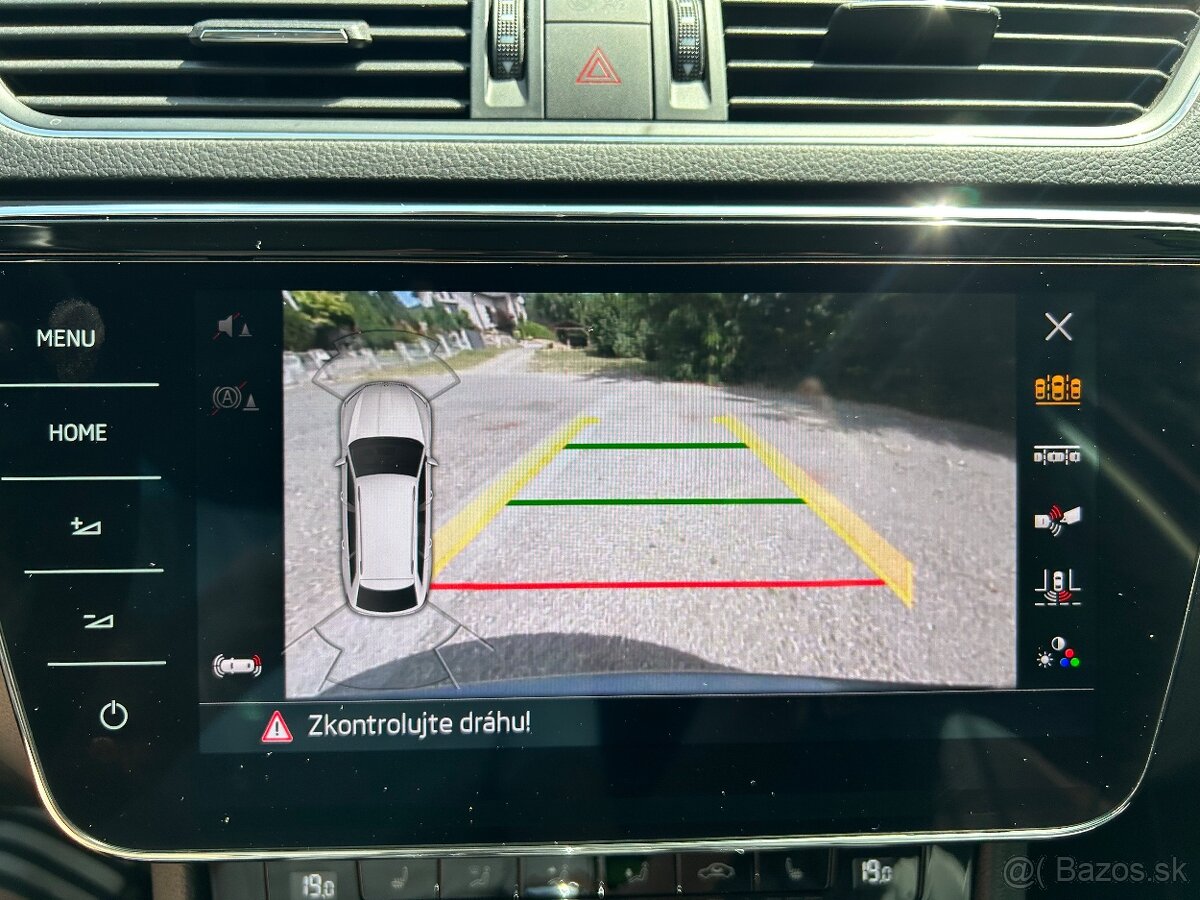 Škoda Superb Combi 2.0 TDI L&K - 17