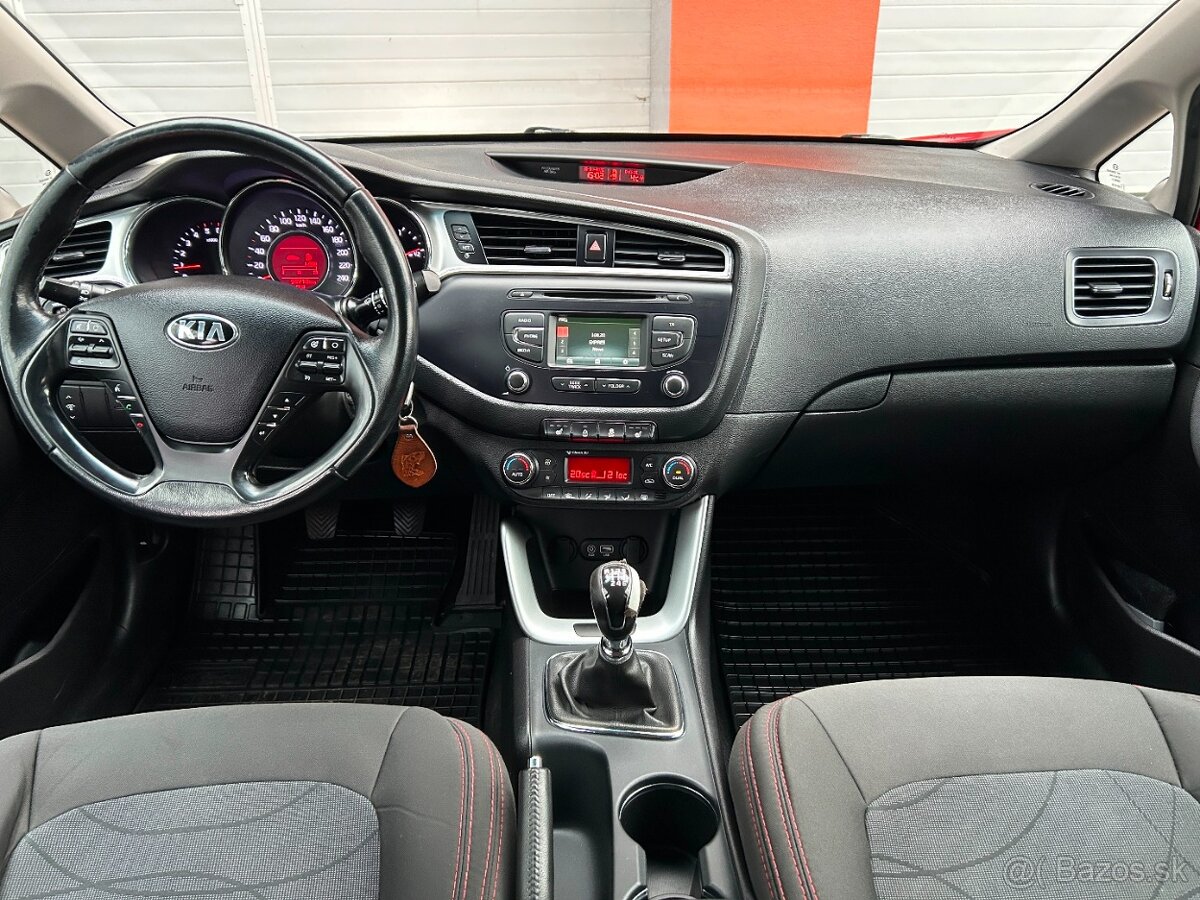 Kia Ceed SW 1.6 CRDi - 17