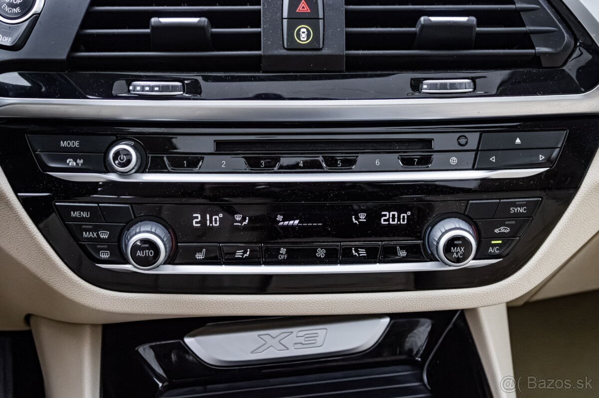 BMW X3 xDrive20d 140kW / Panoráma / - 17