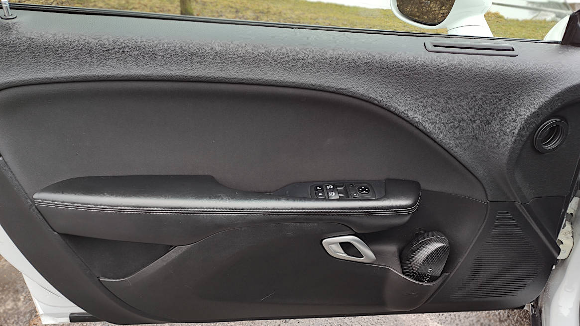 Dodge Challenger R/T 5.7 HEMI - 17