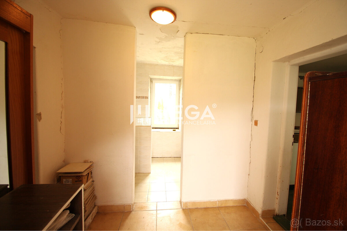 NA PREDAJ VIDIECKY DOM s TOP pozemkom JASENOVCE-blízko DOMAŠ - 17