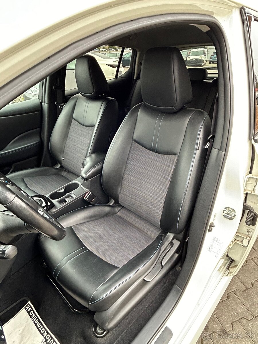 Nissan Leaf 40 kWh, Automat, Serv.kniha, Navi - 17