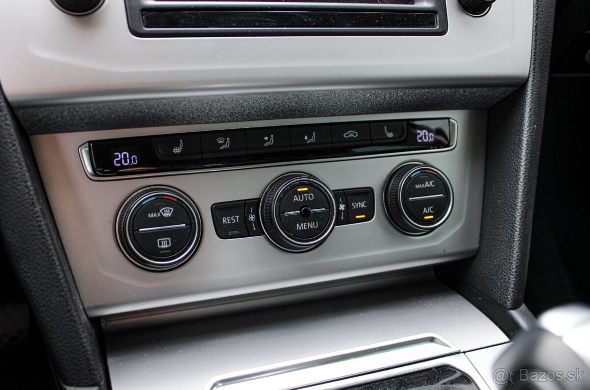 Volkswagen Passat Variant 2.0 TDI 110kW DSG - 17