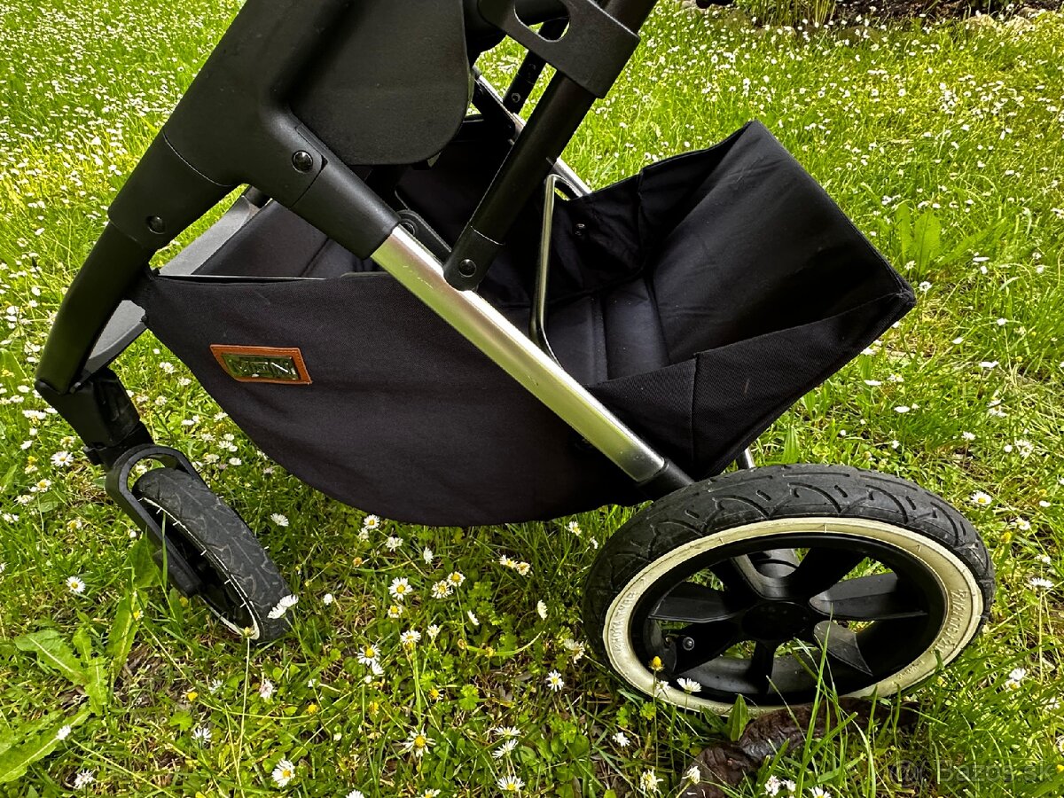 M O O N R O C C A E D I T I O N + detský kočík
- 17