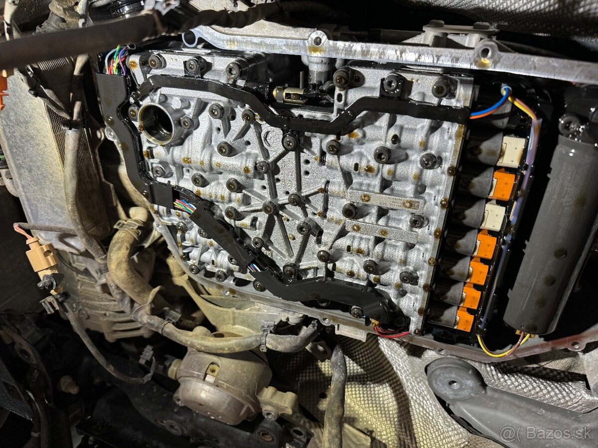 Audi A8 4.2L - 283kW TDI V8 Quattro ročník 2017 - 17