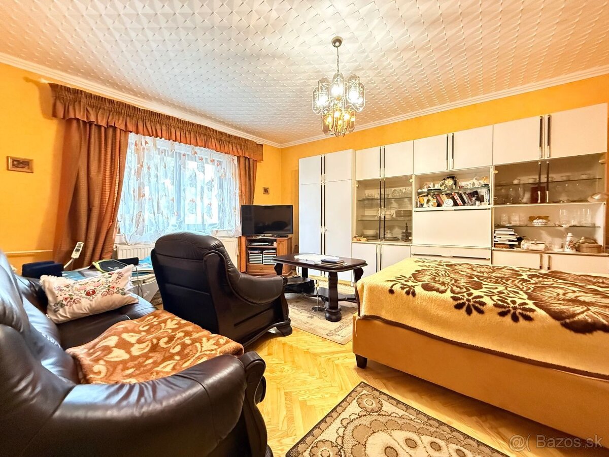 MAĎARSKO - ENCS - 3 IZBOVÝ RODINNÝ DOM S TERASOU, DVOJGARÁŽ, - 17