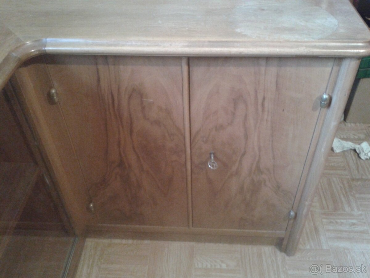 Stary retro nabytok - 17