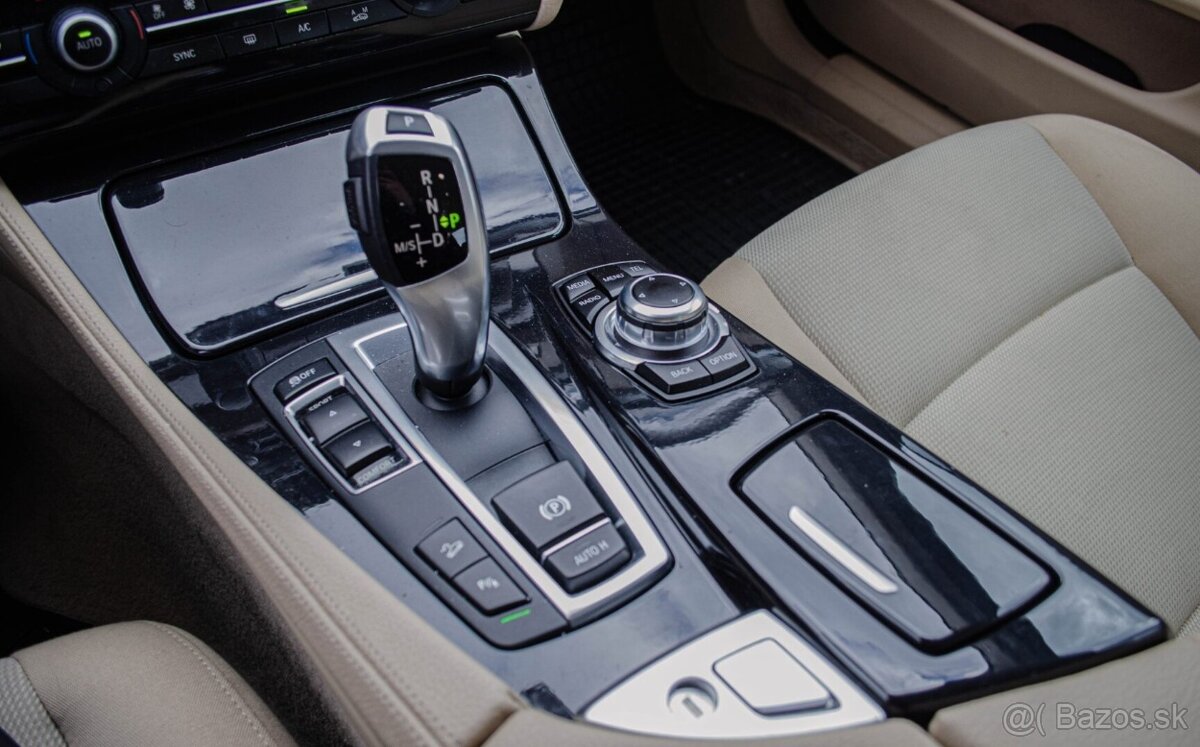 BMW F10 528i xDrive - 17