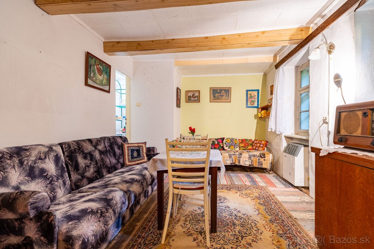 NA PREDAJ 200 ROČNÝ RODINNÝ DOM V MESTE VRANOV NAD TOPĽOU - 17