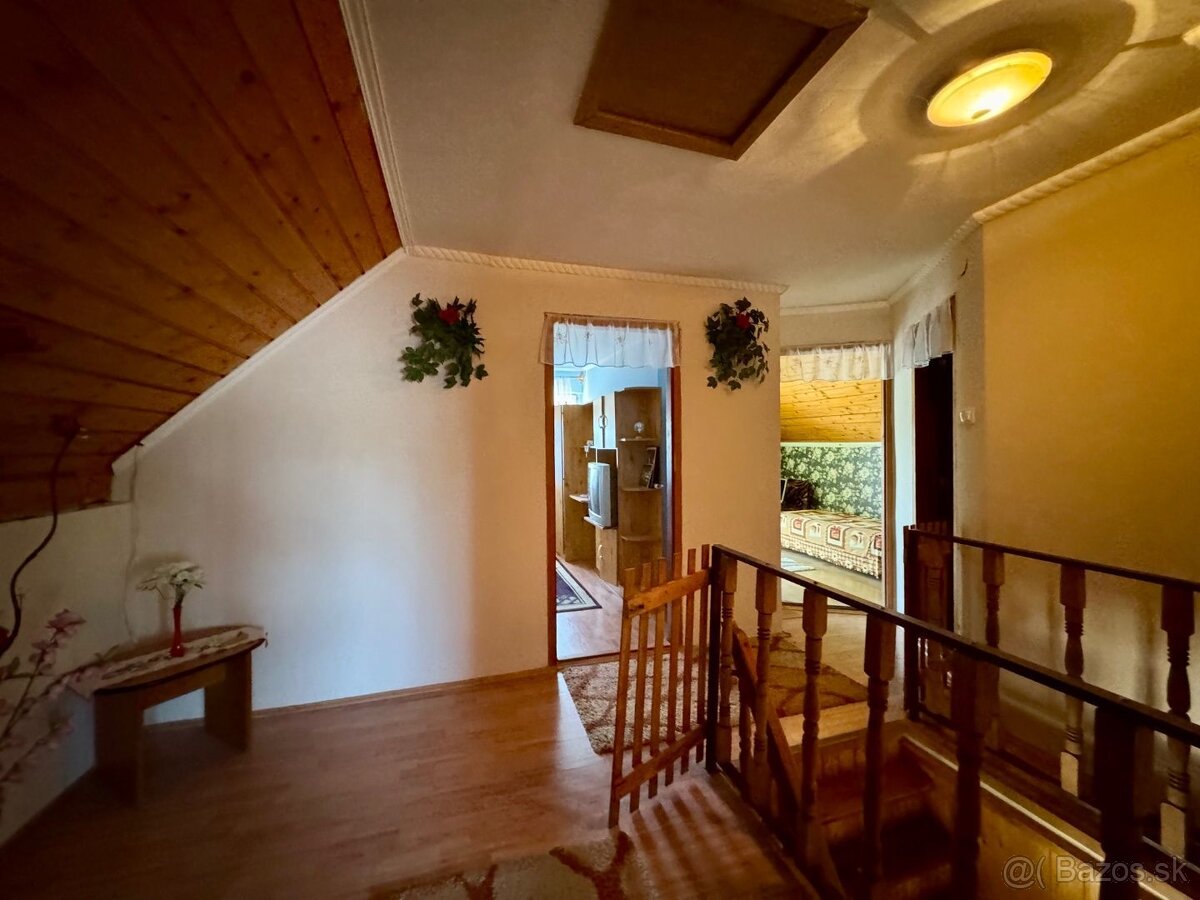 MAĎARSKO - ENCS 5 IZBOVÝ POSCHODOVÝ DOM + 2 IZBOVÝ DOM, ZÁH - 17