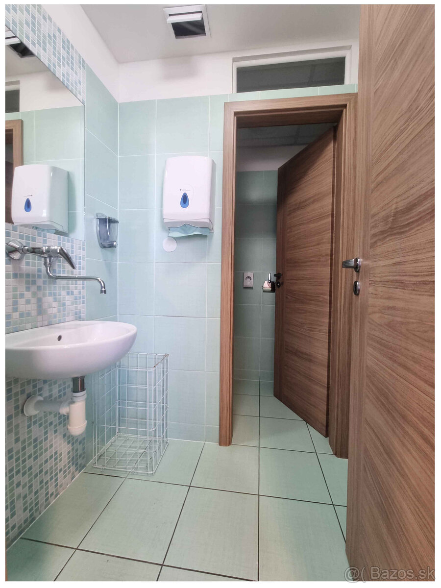 ADMINISTRATÍVNA BUDOVA, OBJEKT, Banská Bystrica, CENTRUM - 17