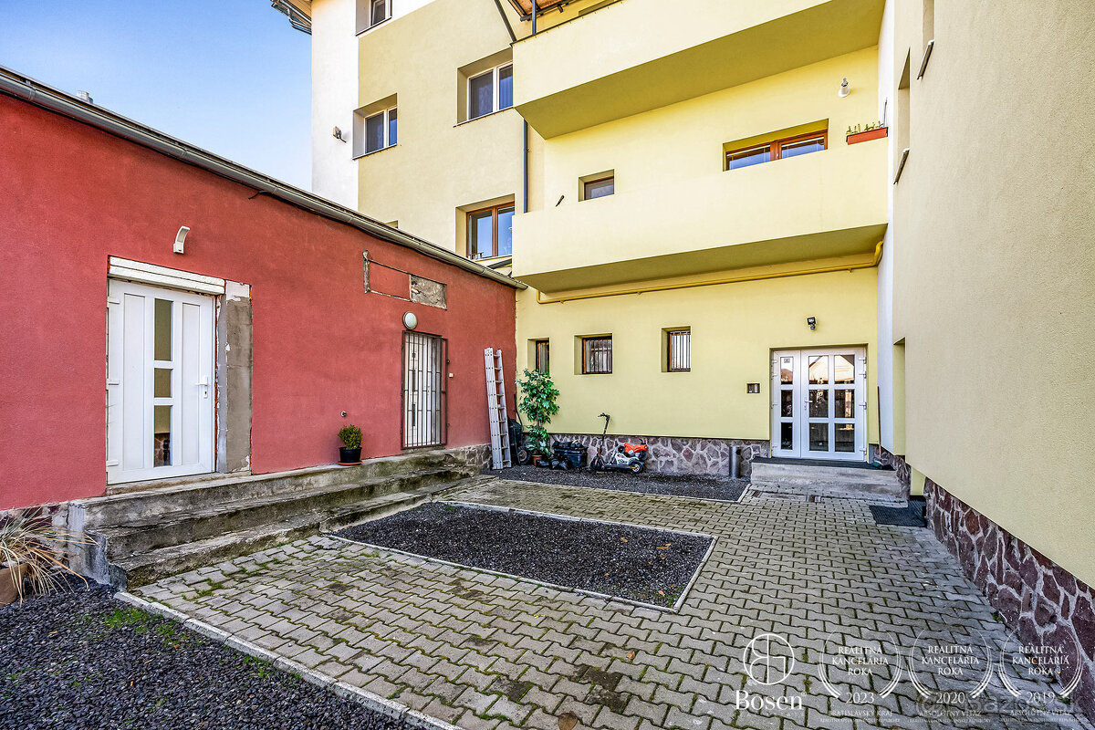 BOSEN | Slnečný 3-izbový byt s balkónom v Hranovnici - 17