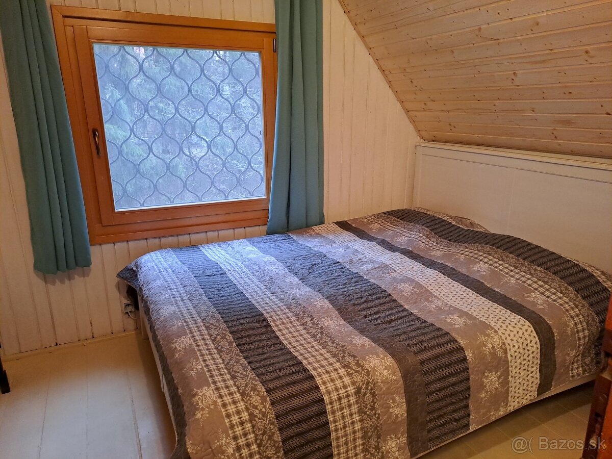 Predáme 5,5 izb. chatu so saunou pri lese nad PN - 17