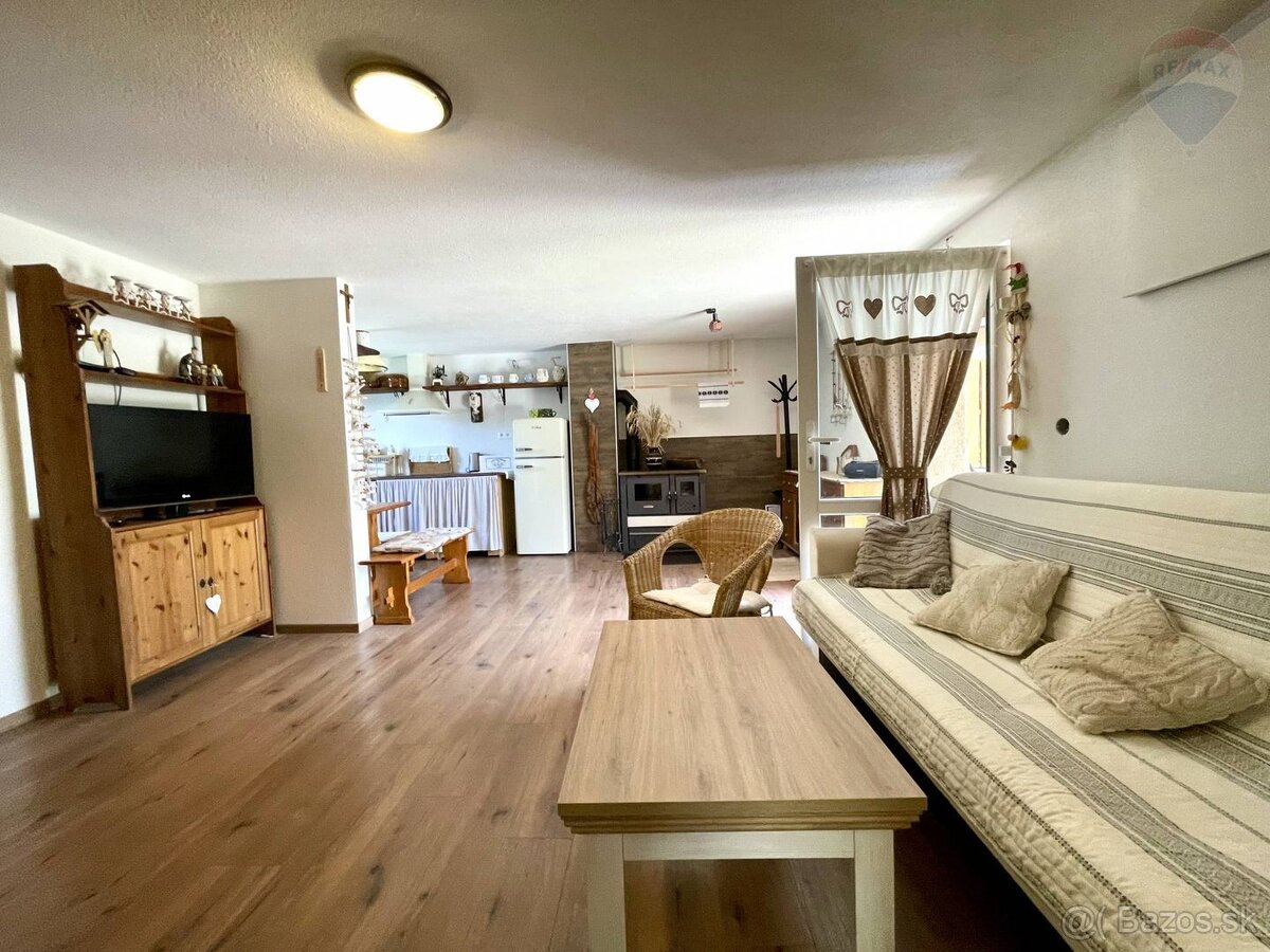 REZERVOVANÉ: Rodinný dom na rekreačné využitie v turisticky - 17