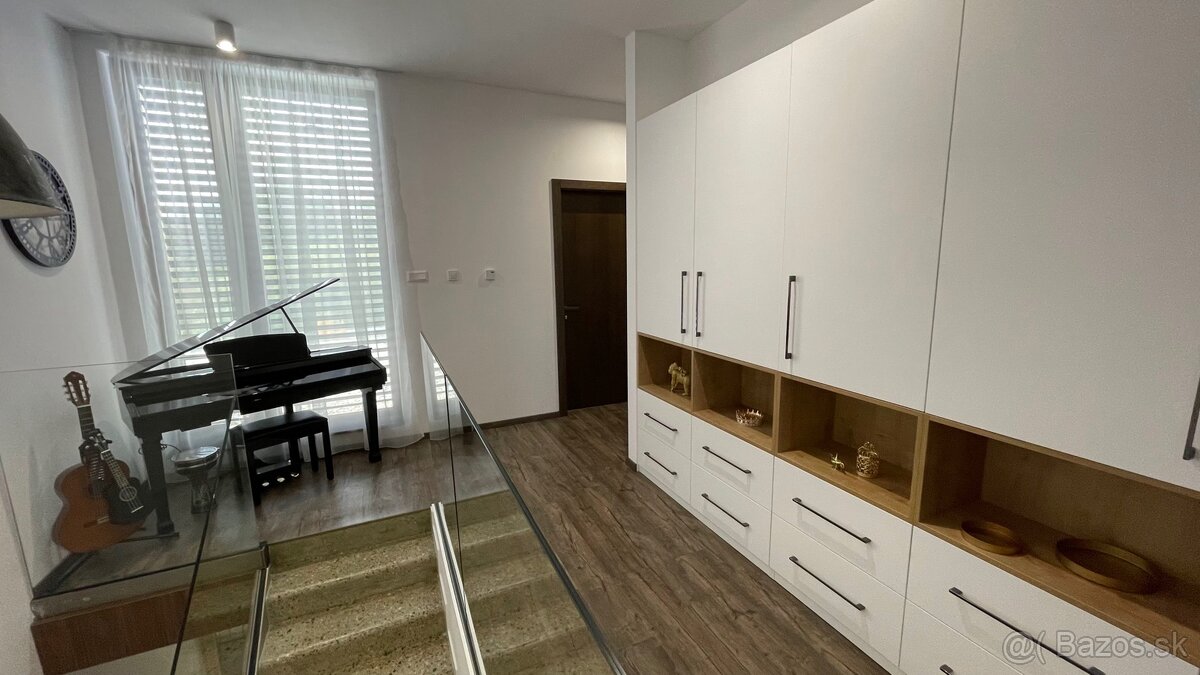 Rodinný dom Malá Ida (nová časť Pánsky les) - 17