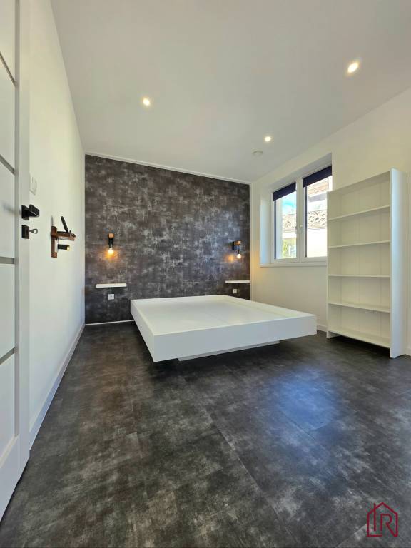 2 izbový, balkón, novostavba, dokončená, zariadená, park. mi - 17