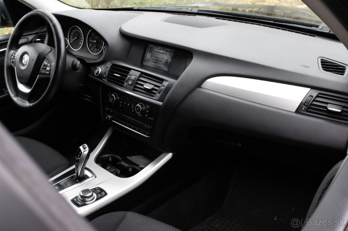 BMW X3 xDrive20d A/T - 17