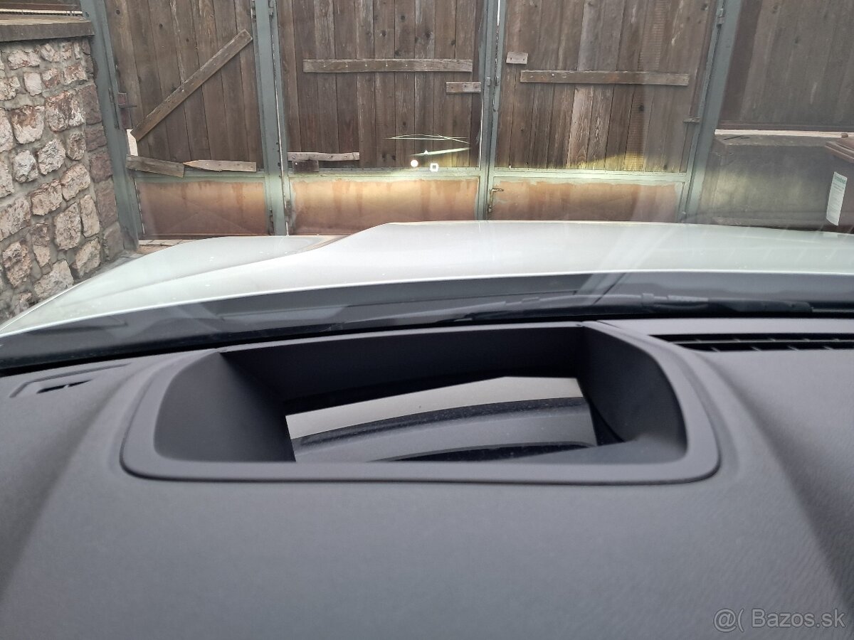 Citroën C5 X shine Plug-in Hybrid 225 E-AT8 2300km - 17