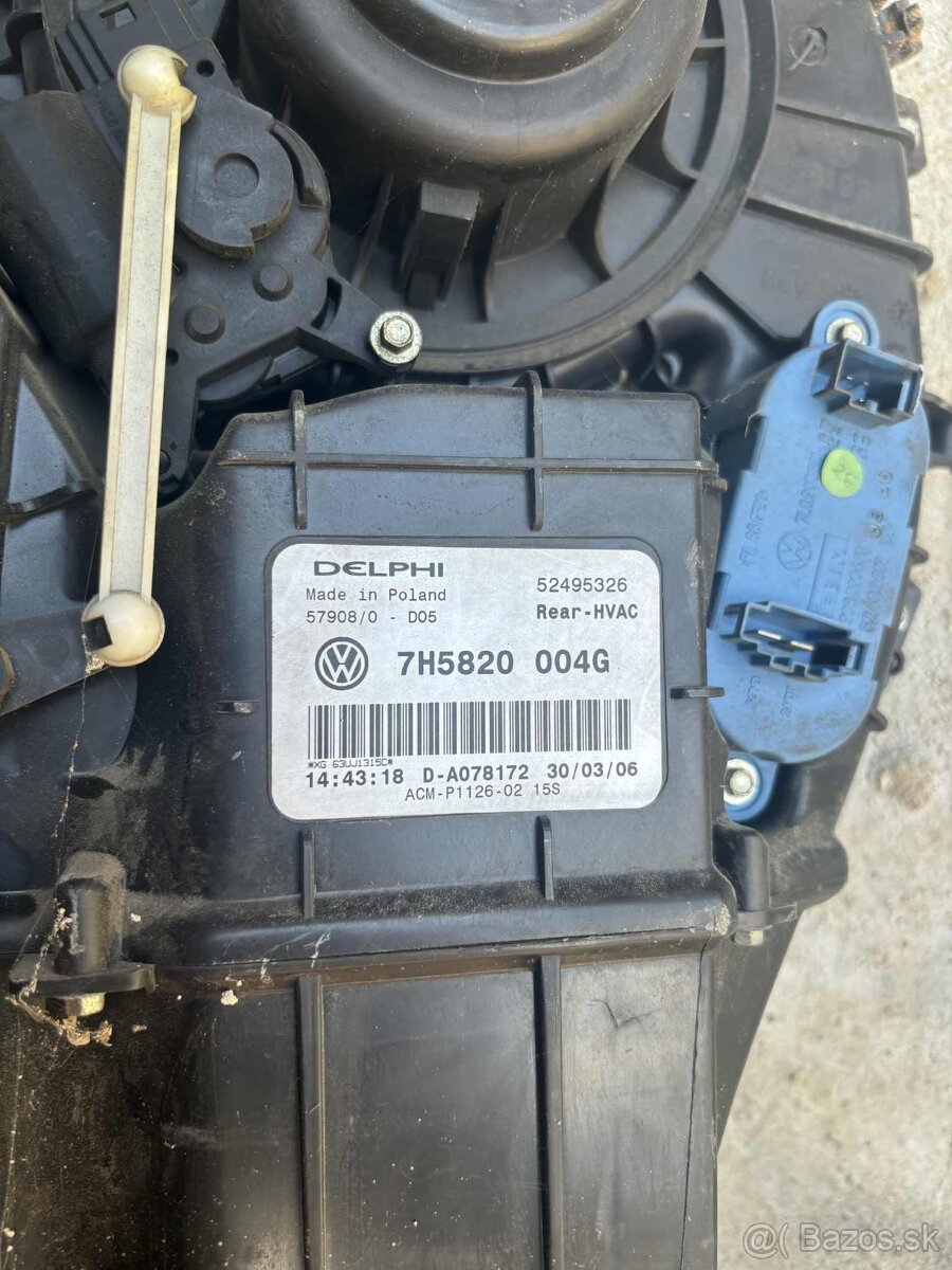 Vw t5 caravelle interiér - 17