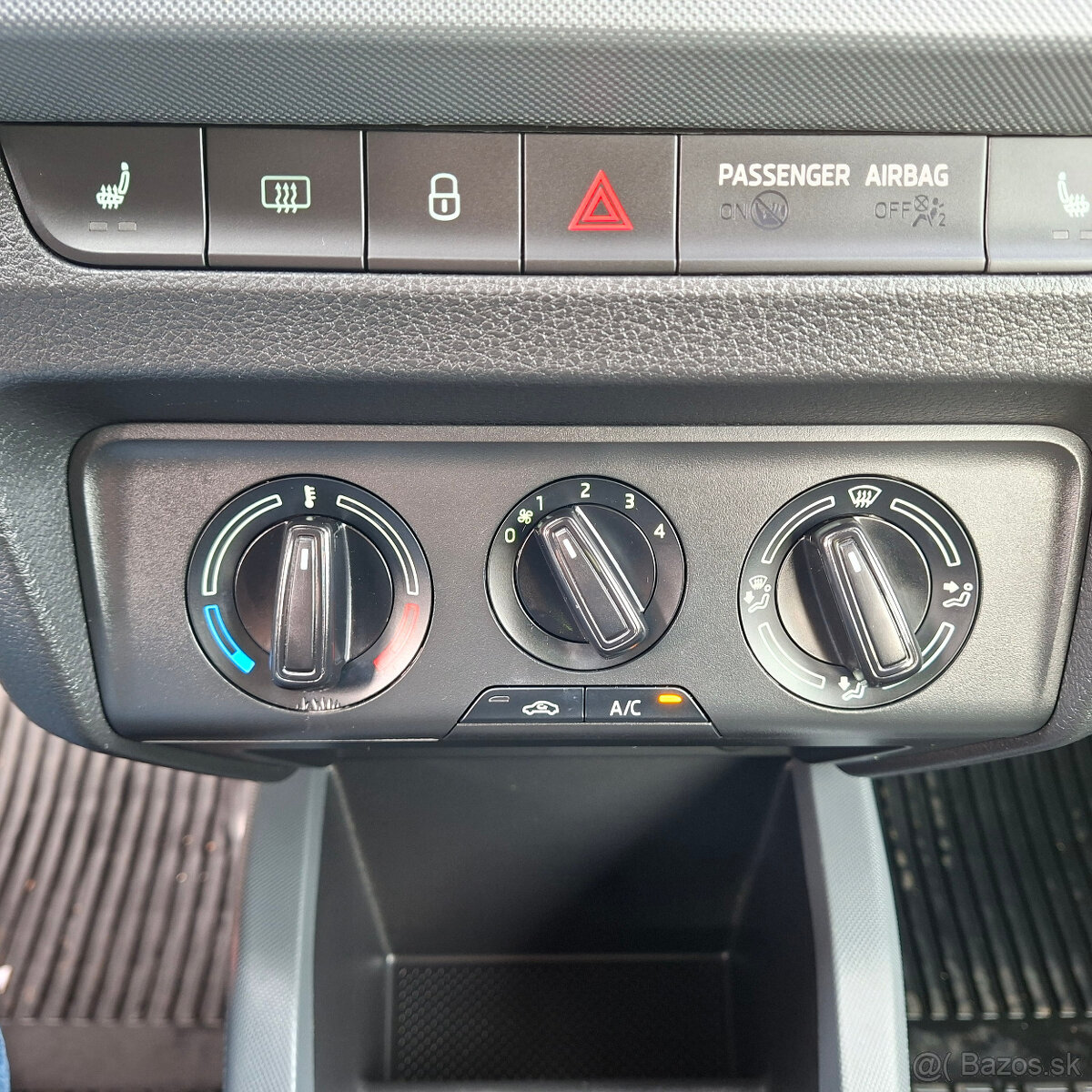 Škoda Fabia 1.0 MPI 60k Ambition LEN 19349 km - 17