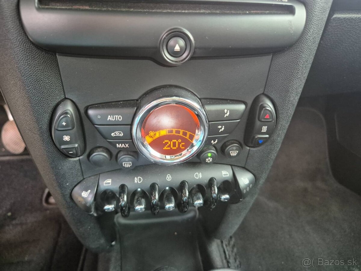 Mini Cooper 1,6 benzín, 90kW - 17