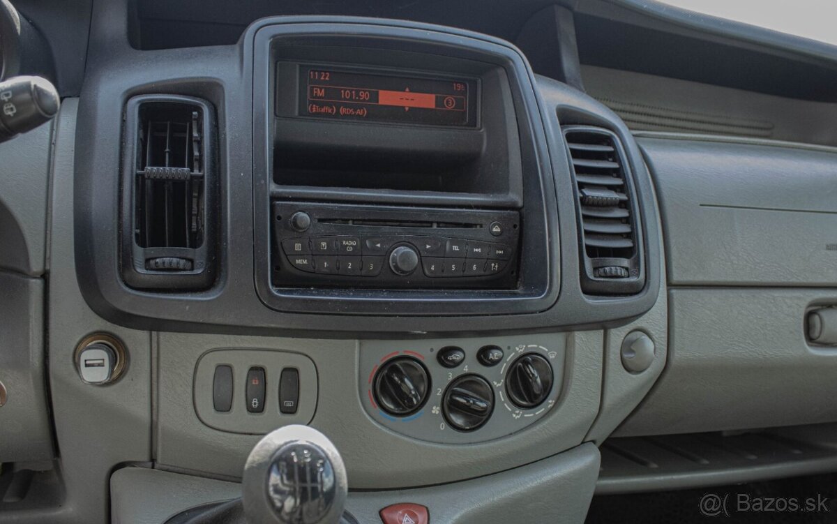 Opel Vivaro 2.0 CDTi 2011 - 17