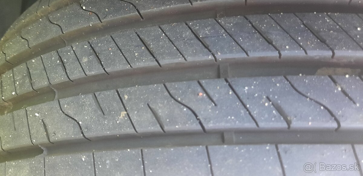 ŠKODA OCTAVIA 1.6(75kw) ZĽAVA(zadní dveře v elekt - 17