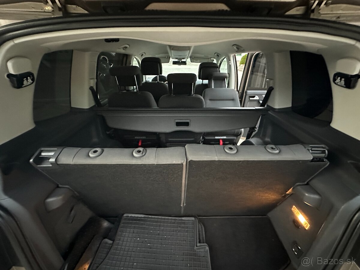 Volkswagen Touran 1.4 TSI Highline 7 miest + Ťažné - 17