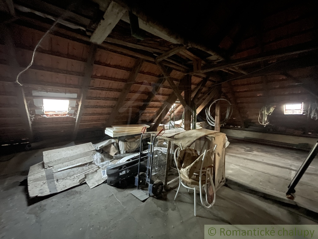 Štvorizbový rodinný dom vo vyhľadávanej lokalite Nových Zá - 17