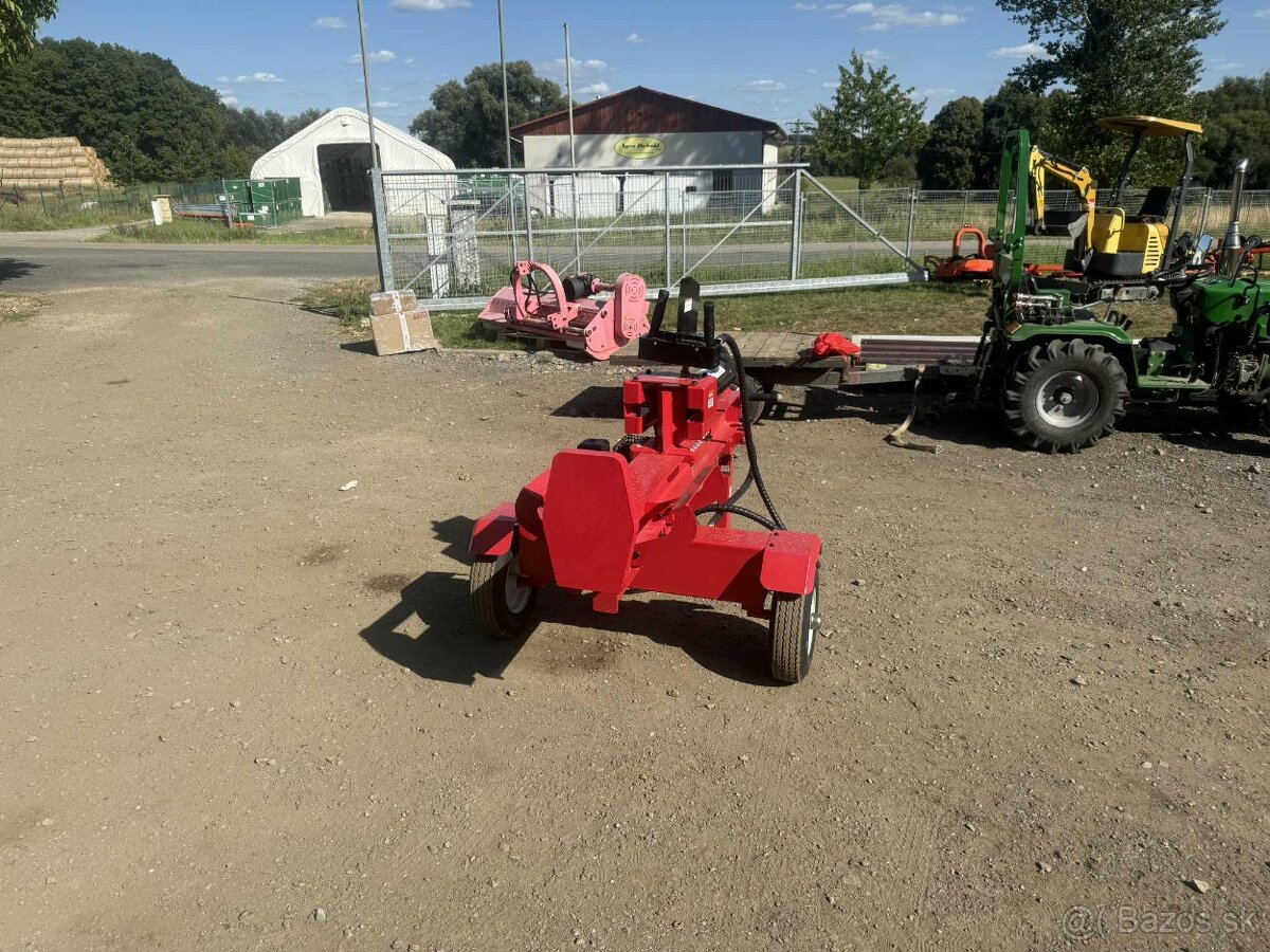 Štiepačka dreva 50T - 17