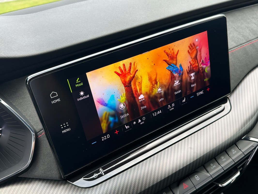 Škoda Octavia Combi RS 2.0 TDi DSG 4x4 WEBASTO. VIRTUAL - 17