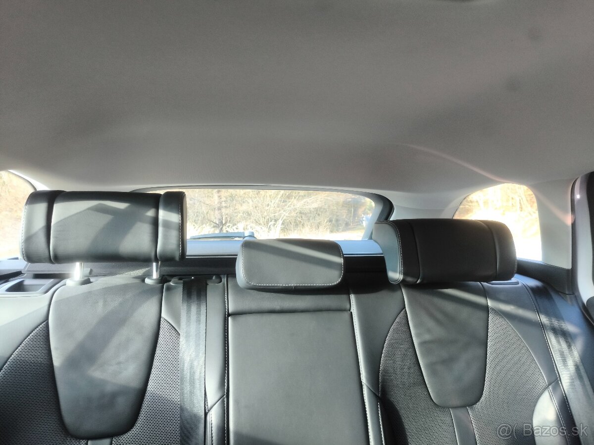 ŠKODA OCTAVIA IV - 17