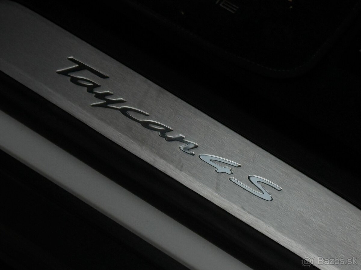 Porsche Taycan Cross Turismo 4 S Pano, Bose, Head-Up,Ambient - 17