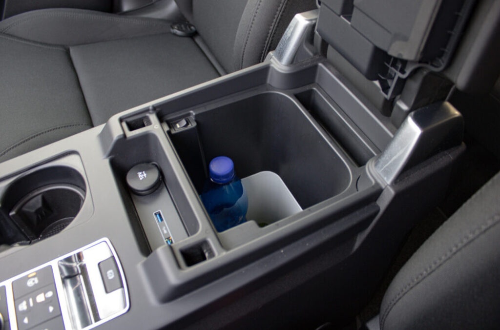 Land Rover Discovery 3.0 SDV6 SE - 17