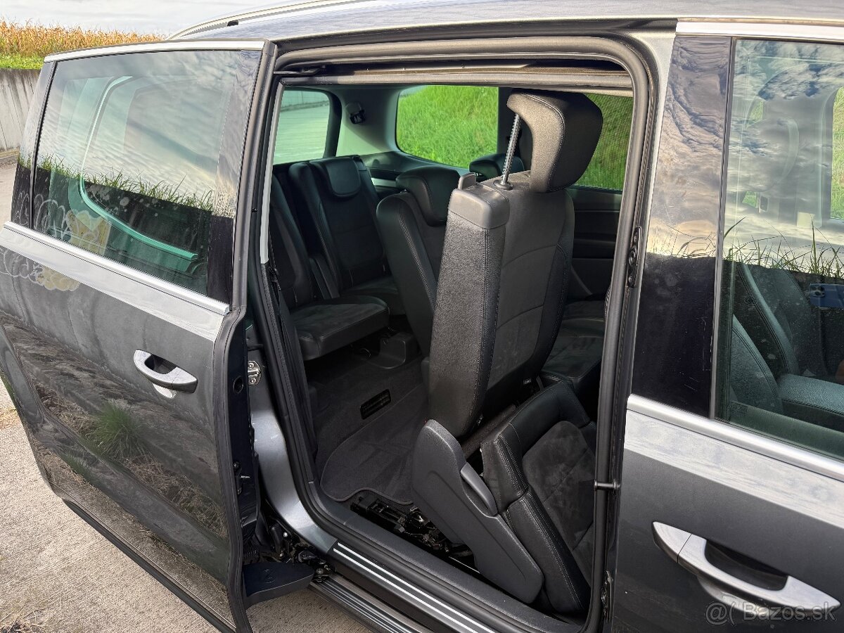 Volkswagen Sharan 2.0 TSI DSG - 17