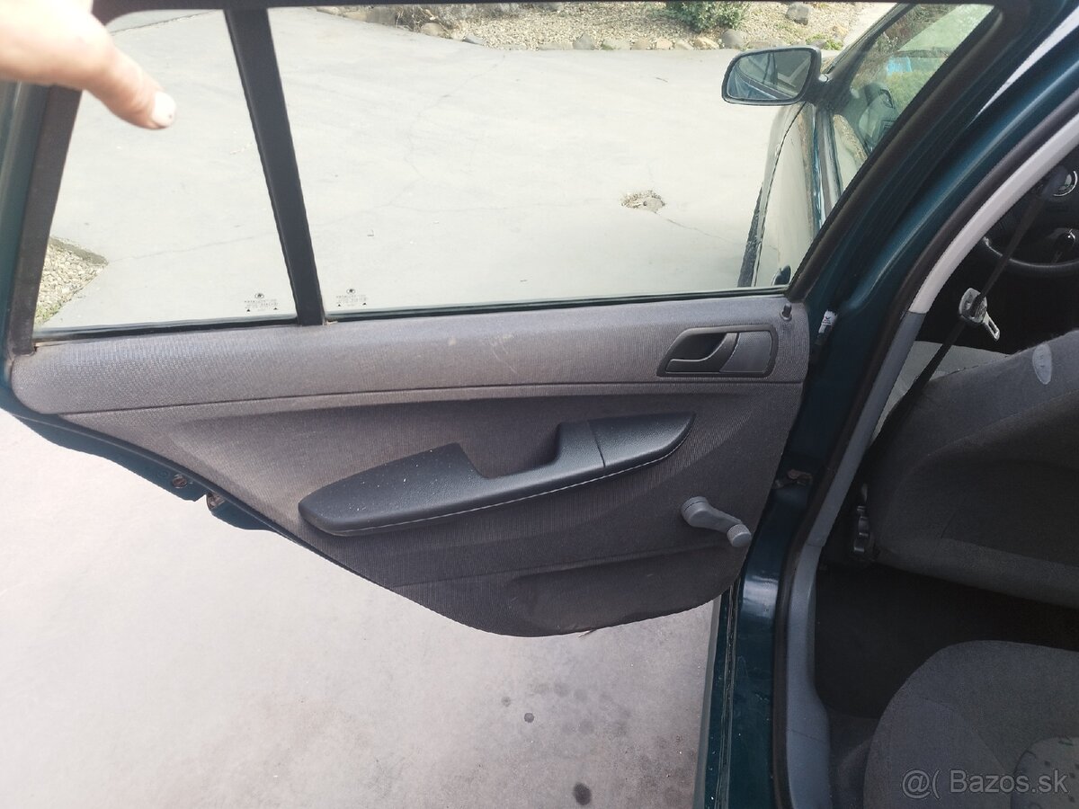 Predám Škoda Fabia 1.4 mpi - 17