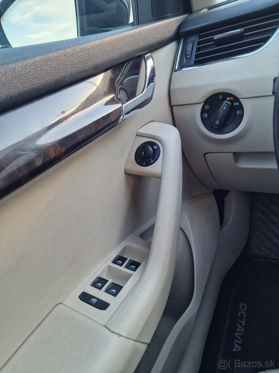 Škoda Octavia Combi III 2014 1.6TDI DSG Bi-xenon Koža Navi - 17