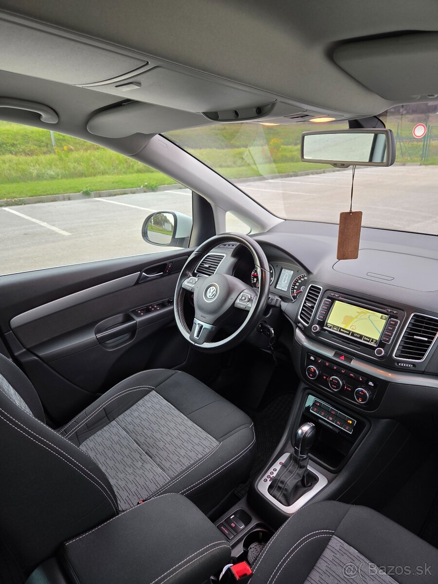 Volkswagen Sharan 2.0 Tdi DSG - 17