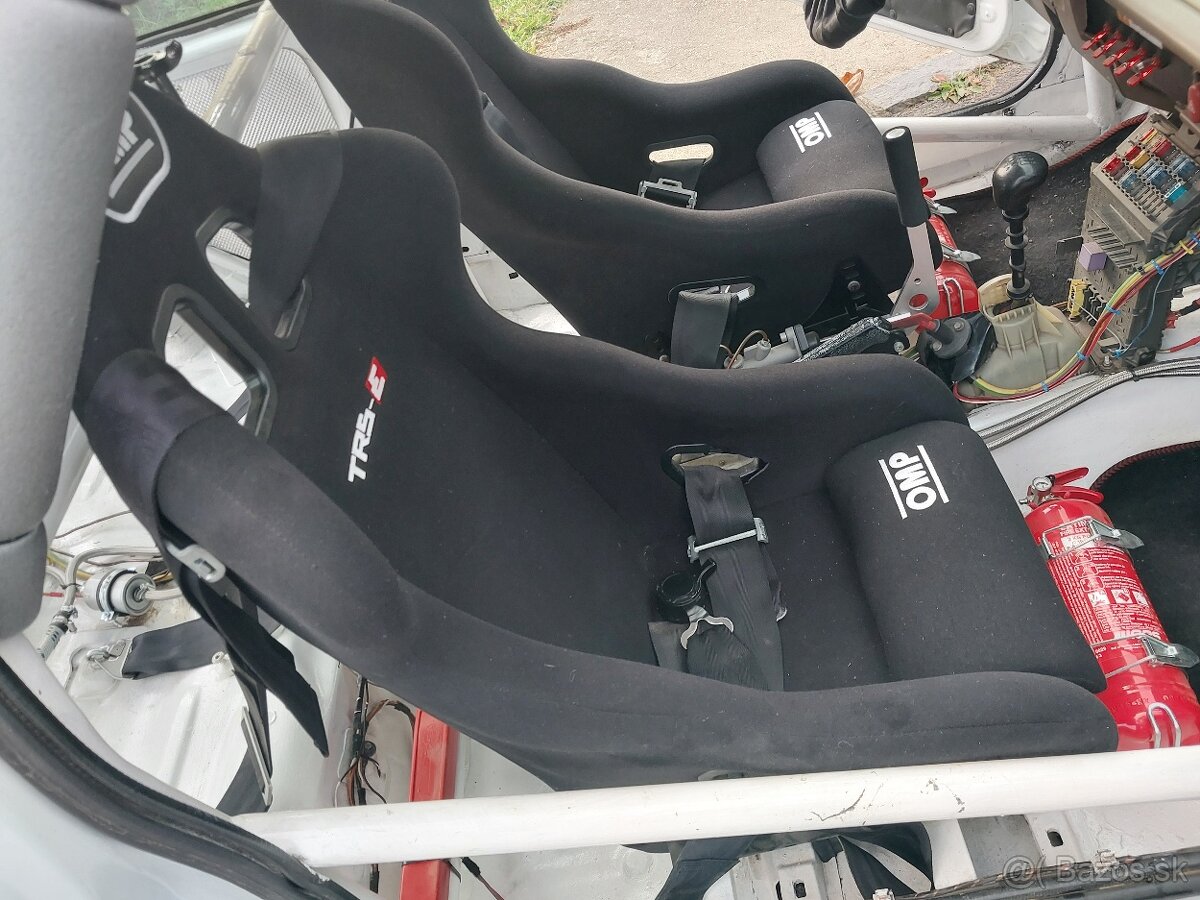 Pretekárske auto Renault Clio 1 - 17