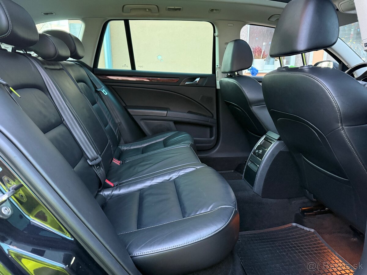 Škoda Superb Combi 2 2.0TDI DSG CR Elegance FULL VYBAVA - 17