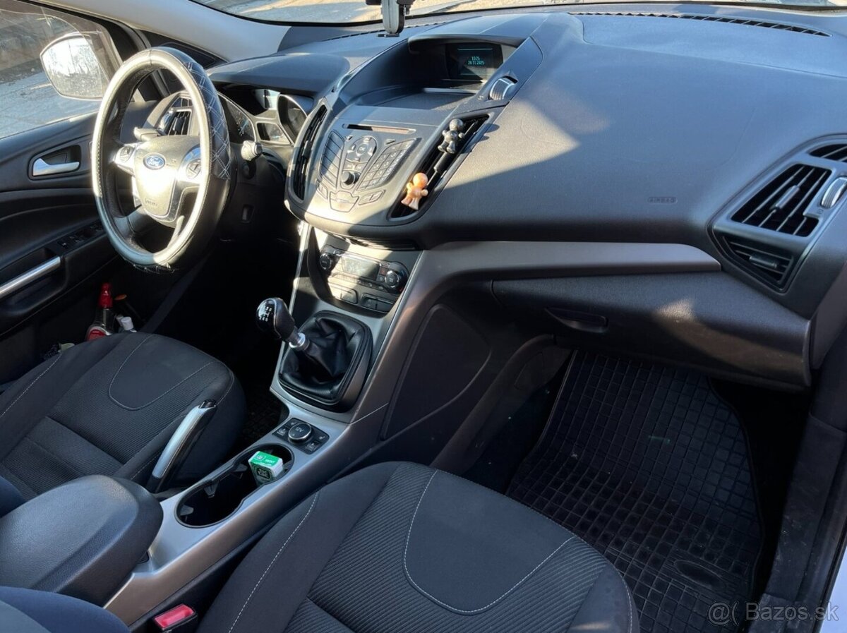 Ford Kuga 1.6 EcoBoost - 17