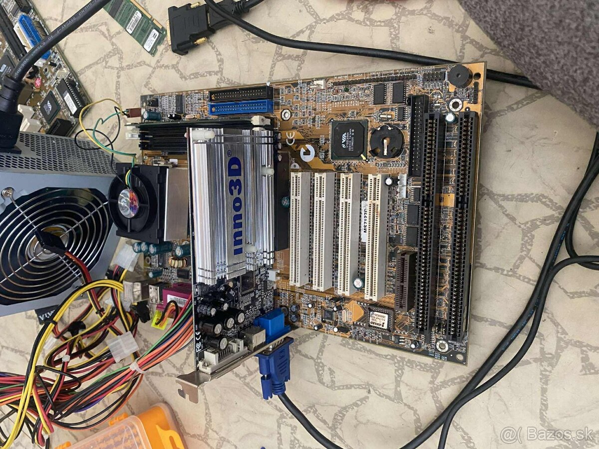 Predám pc retro z Windows xp - 17