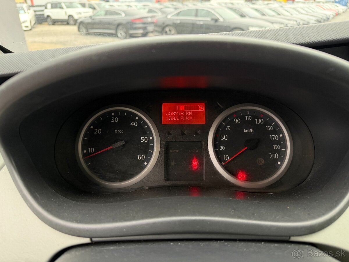 Renault Trafic 2.0 dCi 115 k L2P2 Passenger – 9 miest - 17