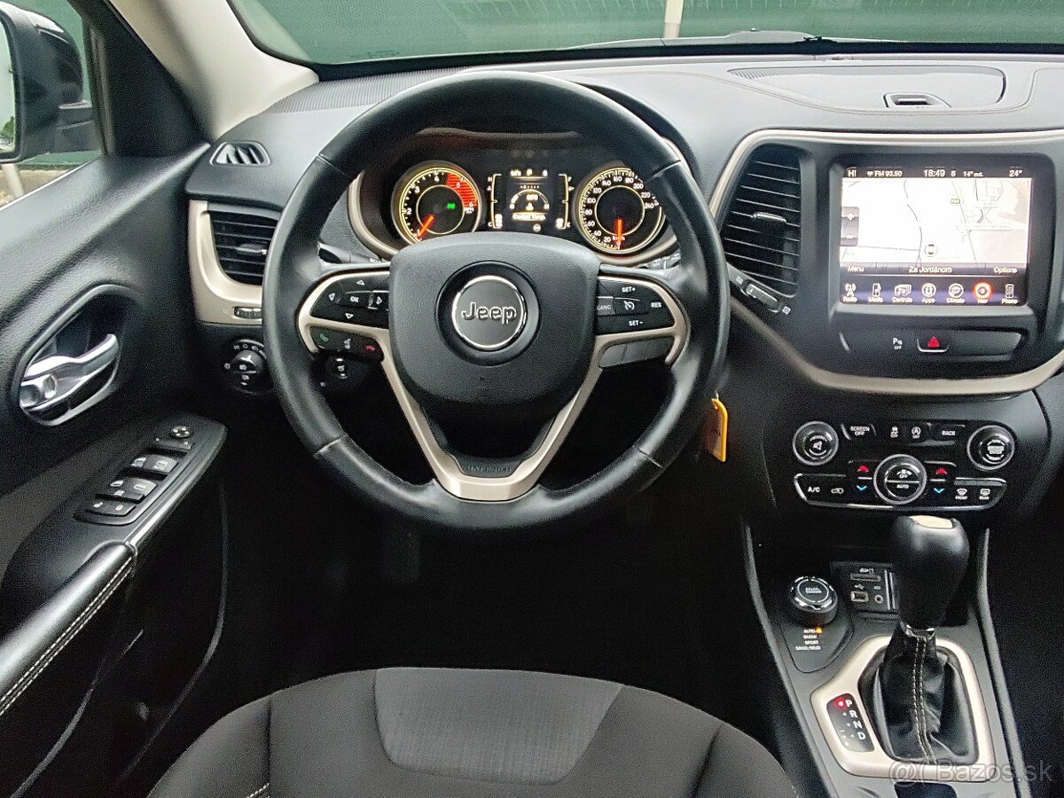 Jeep Cherokee 2.2 TD Longitude ADI AWD - 17