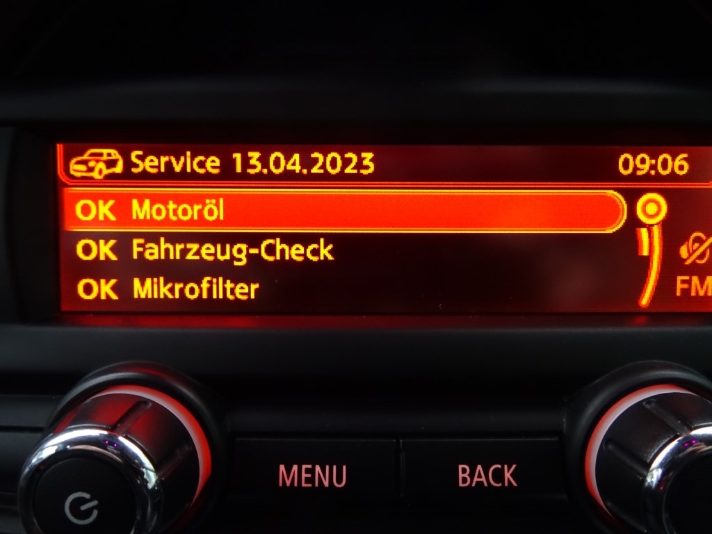 Mini Clubman One 1,5D 85kW 1x maj. pěkná výbava - 17