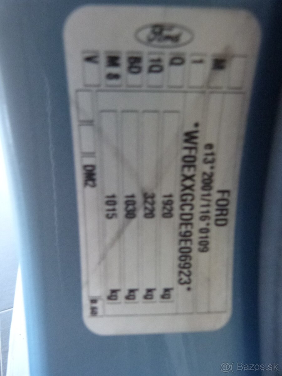 Ford Focus C-Max 1,6 TDCi M5 Ghia, xenóny, navigácia - 17